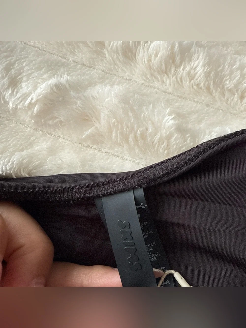 NWT SKIMS Onyx Tie Side Bikini Bottoms Size M Minimal Adjustable Swimwear